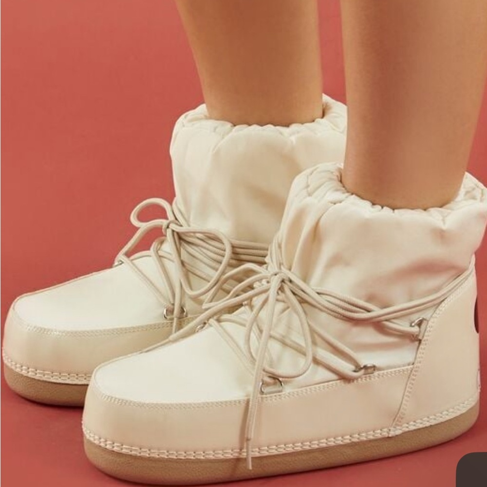 Snow booties